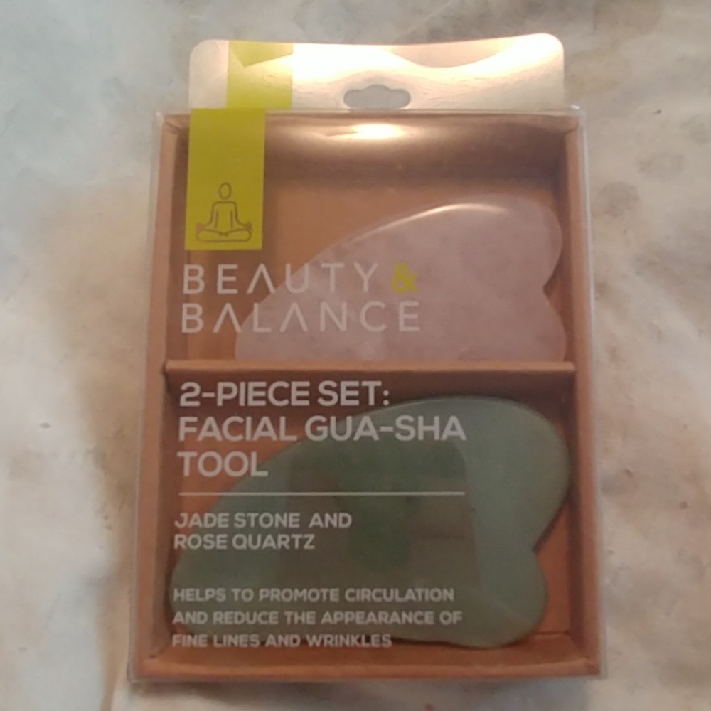 2 piece set: facial via-she tool
